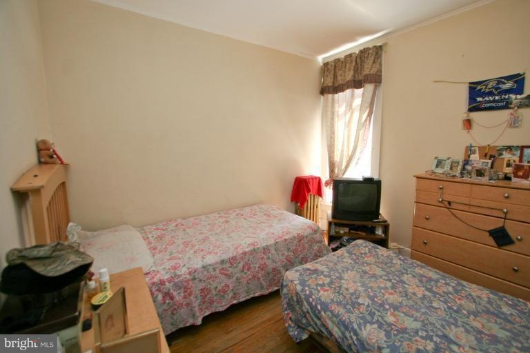 2341 W Lexington St, Baltimore, MD 21223 - photo 1