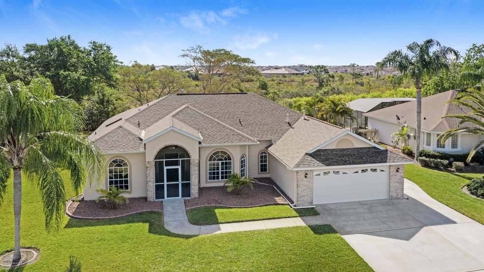 1025 Lennox Way