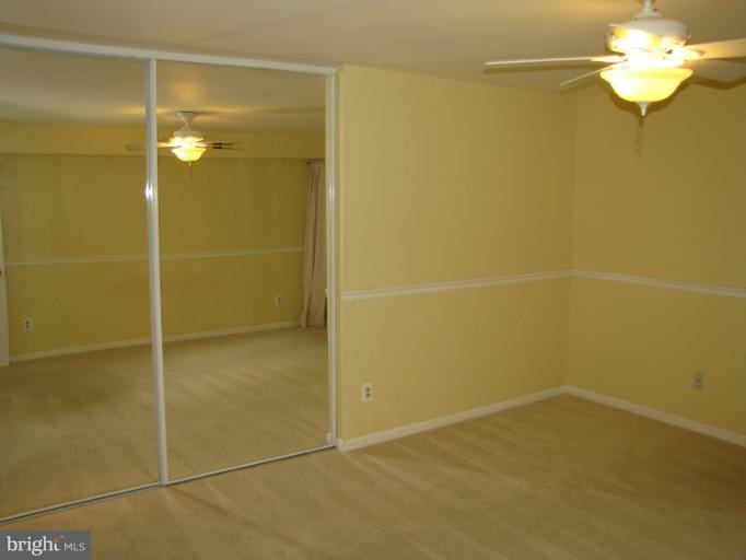 4181 Pleasant Meadow Ct unit 100F, Chantilly, VA 20151 - photo 1