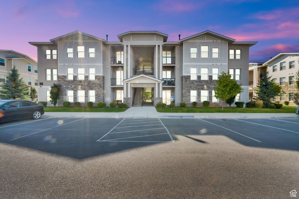 For Sale $399,000 • Co-Listing Agent