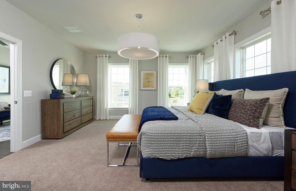 23518 Overlook Park Dr unit 10, Clarksburg, MD 20871 - photo 1