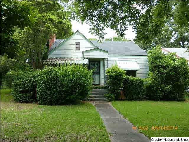 Front View of House - Has a 40's Cottage Feeling