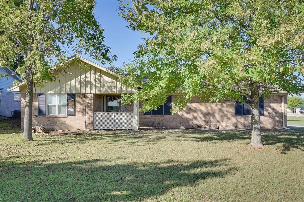 5722 S Interstate Highway 45 W, Corsicana, TX 75109 - photo 1