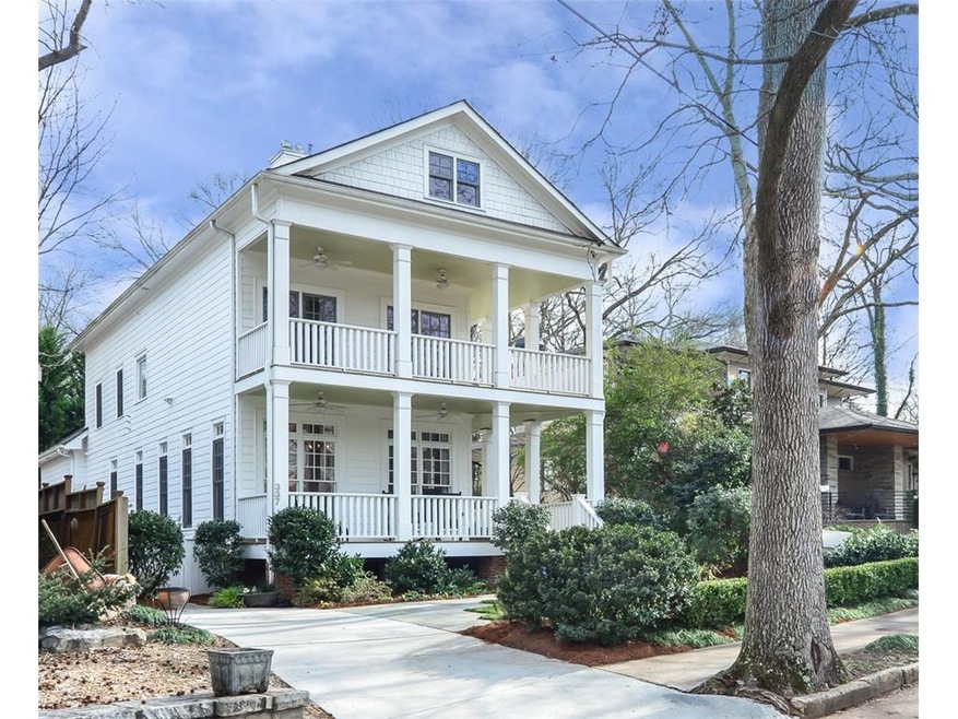 Stunning Charleston Style Home with 2 wrap around 