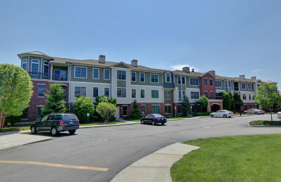 East Side Commons unit 310S, Providence, RI 02906 - photo 1