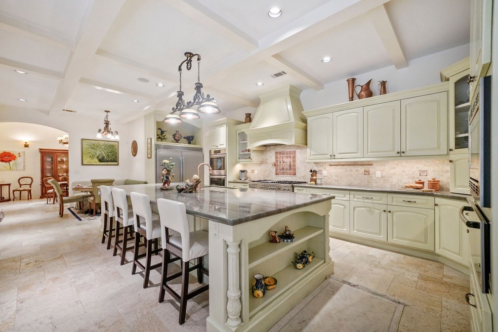 206 Paul Revere Dr, Houston, TX 77024 - photo 1