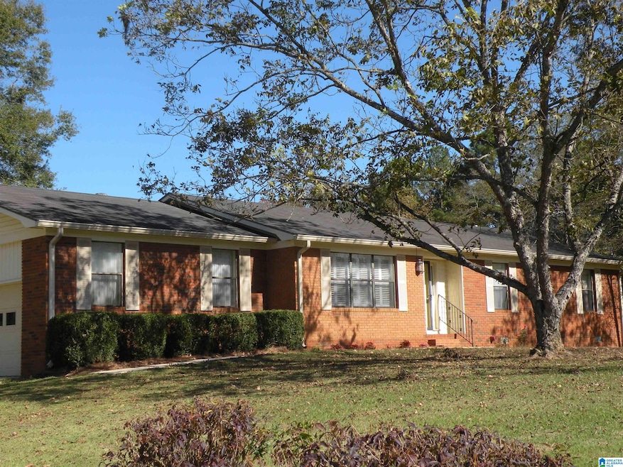 34 Forest Glen Rd, Sylacauga, AL 35150 MLS 21369093