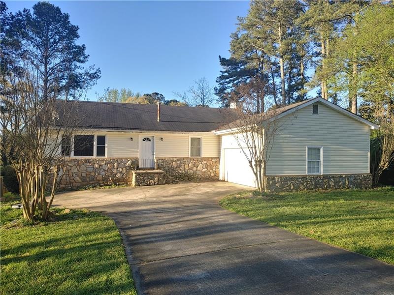 Just look at the curb appeal.. You wont believe th