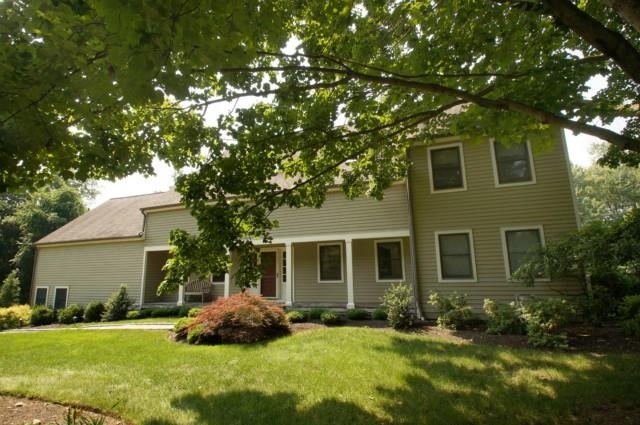 2979 Burr St, Fairfield, CT 06824 - photo 1