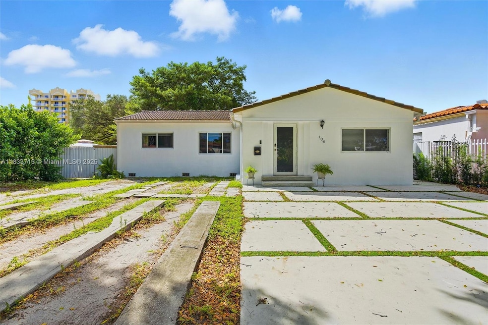 104 SW 40th Ave, Coral Gables, FL 33134 - photo 1