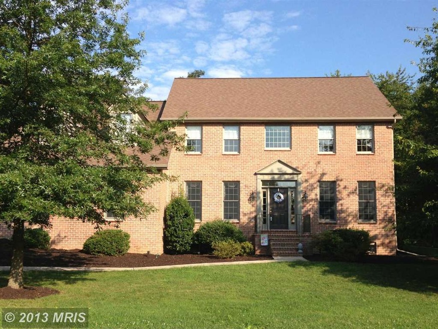 2189 Castlegreen Dr, Greencastle, PA 17225 - photo 1