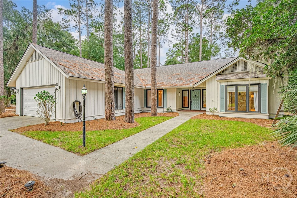 Spacious 3BR/2BA 2111sqft Single-Level Home locate