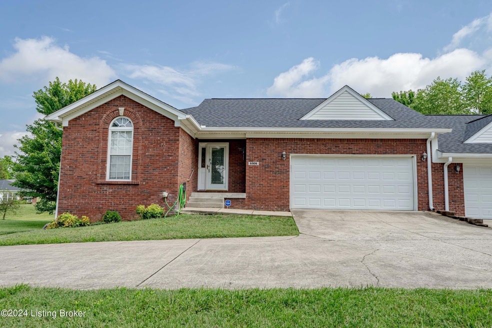 6906 Janes Farm Dr unit 6906, Louisville, KY 40228 - photo 1