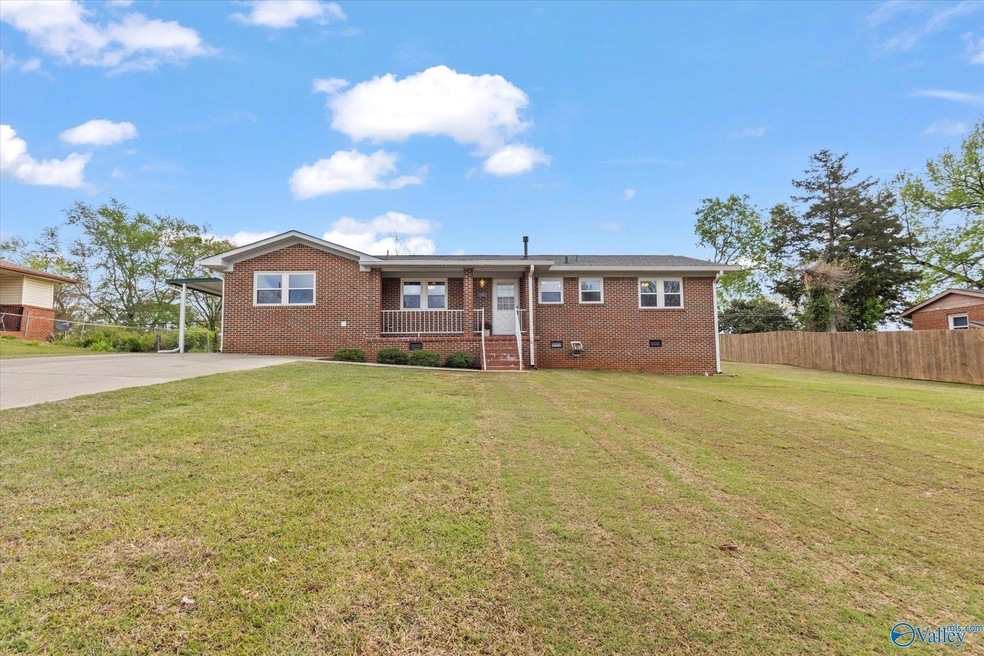 2016 Morningside Dr NW, Huntsville, AL 35810 MLS 21857930