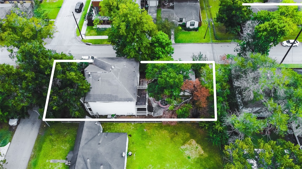 420 E 26th St, Houston, TX 77008 - photo 1