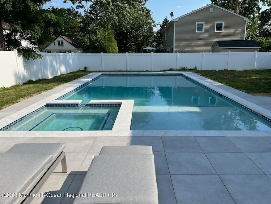 135 Ampere Ave unit SUMMER, Oakhurst, NJ 07755 - photo 1