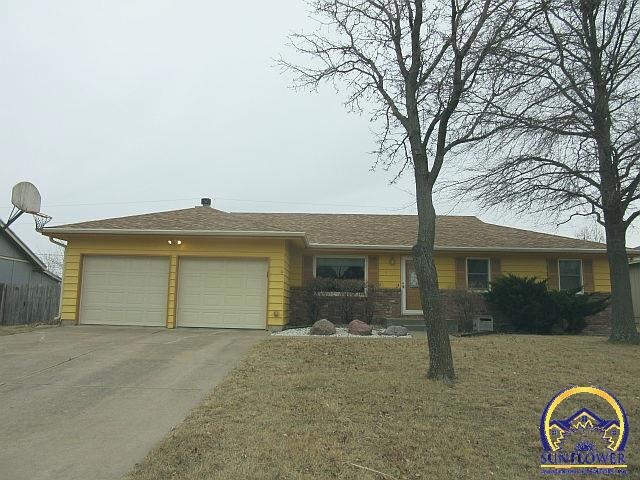 3712 SW Arvonia Place, Topeka, KS 66610 - photo 1
