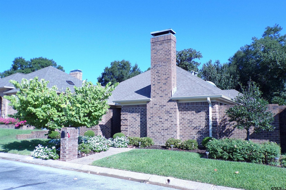 For Rent $2,500/month