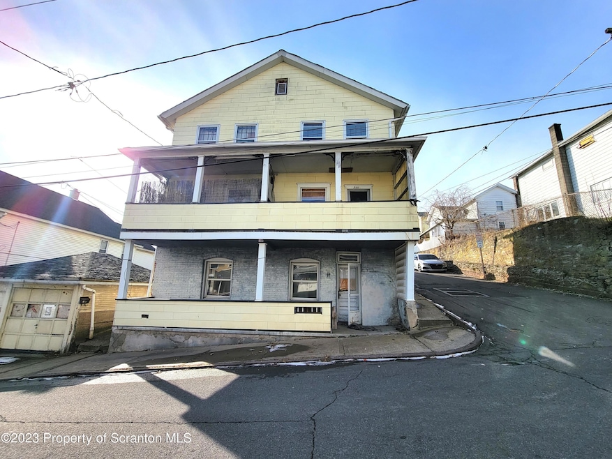 556 Swallow St, Kingston, PA 18704 - photo 1