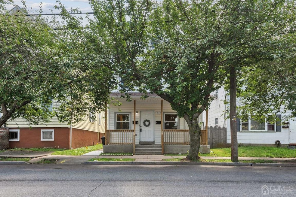 272 Comstock St, New Brunswick, NJ 08901 - photo 1