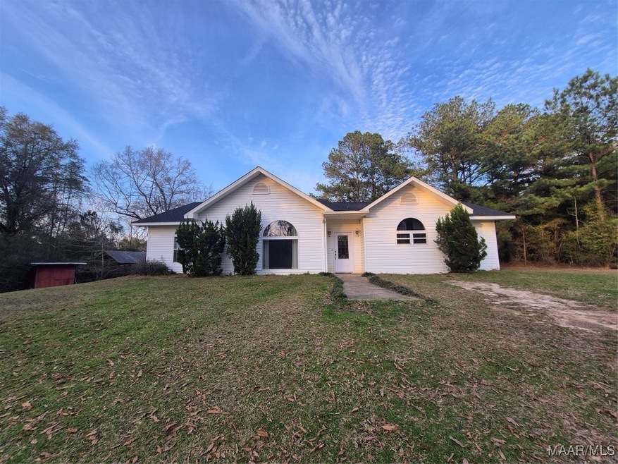 28698 Crystal Cove Rd, Andalusia, AL 36421 - photo 1