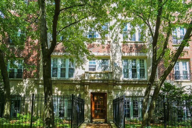 4241 N Kenmore Ave unit 108, Chicago, IL 60613 - photo 1