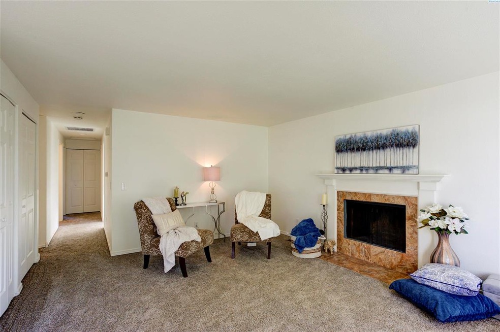 3608 W 9th Ave, Kennewick, WA 99336 - photo 1