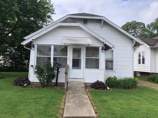 807 W Shelby Ave, Effingham, IL 62401 - photo 1