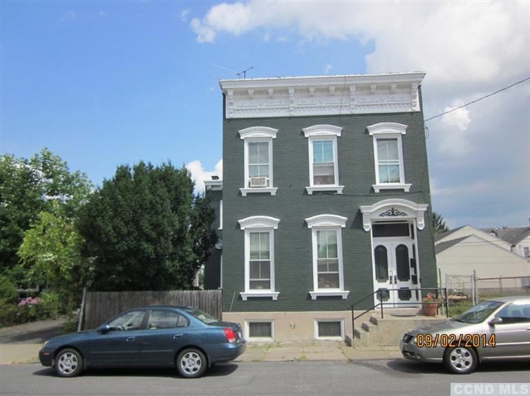 212 Union St unit 1, Hudson, NY 12534 - photo 1