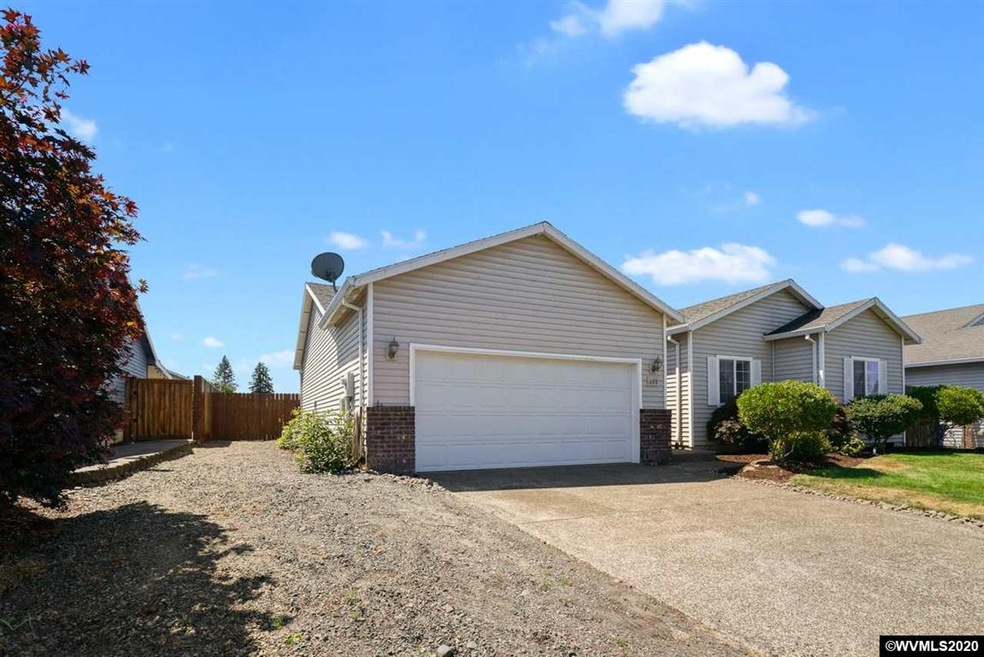 680 Burghardt Dr, Molalla, OR 97038 - photo 1