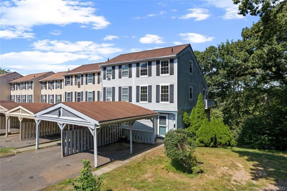 96 Rising Trail Dr unit 96, Middletown, CT 06457 - photo 1