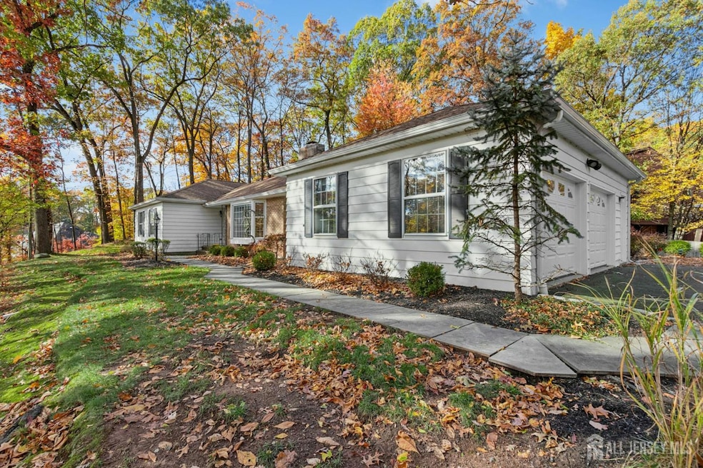 19 Ravenswood Ln, Scotch Plains, NJ 07076 - photo 1