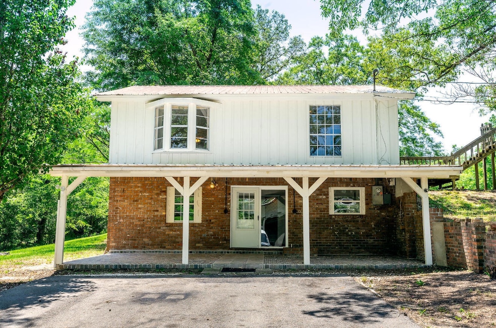 522 Southgate Rd, Hattiesburg, MS 39401 - photo 1