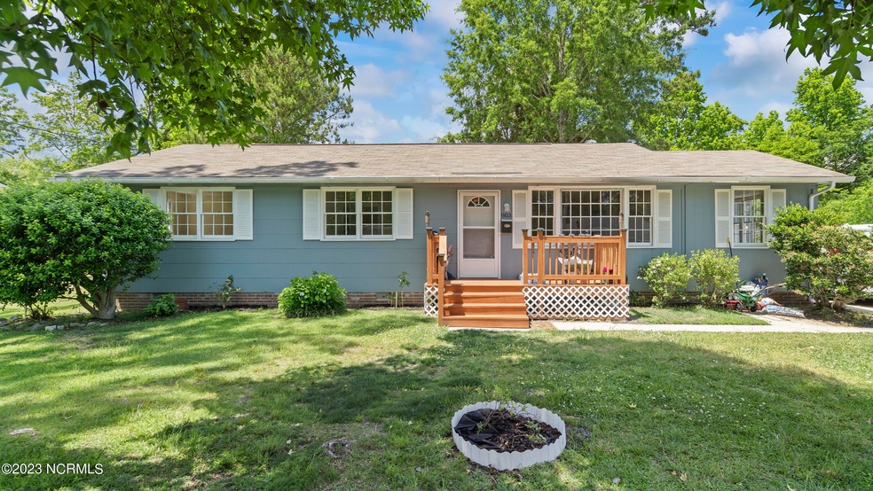 803 Edgewood Dr, Jacksonville, NC 28540 - photo 1