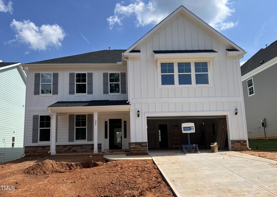 Sold $610,315 • Co-Listing Agent