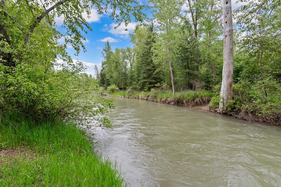 1177 Jellison Rd, Columbia Falls, MT 59912 - photo 1