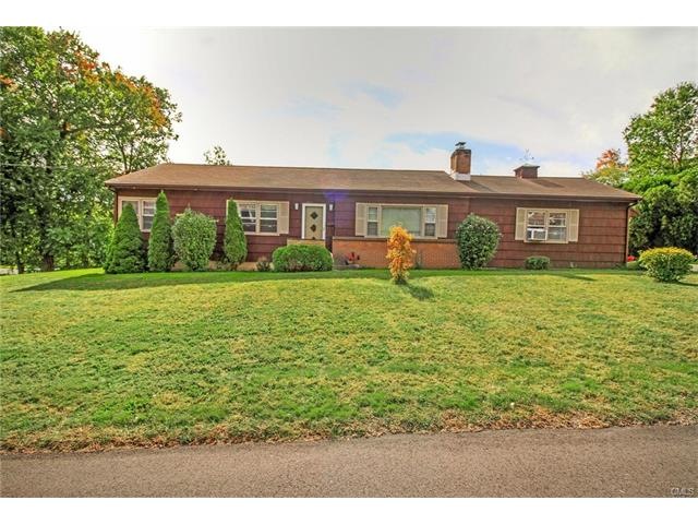 78 Botsford Place, Trumbull, CT 06611 - photo 1