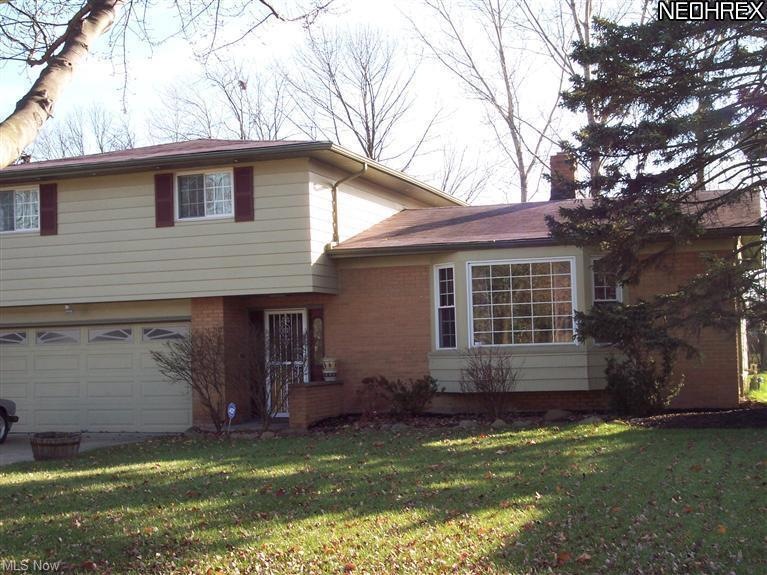 22380 Sandalwood Rd, Bedford, OH 44146 - photo 1