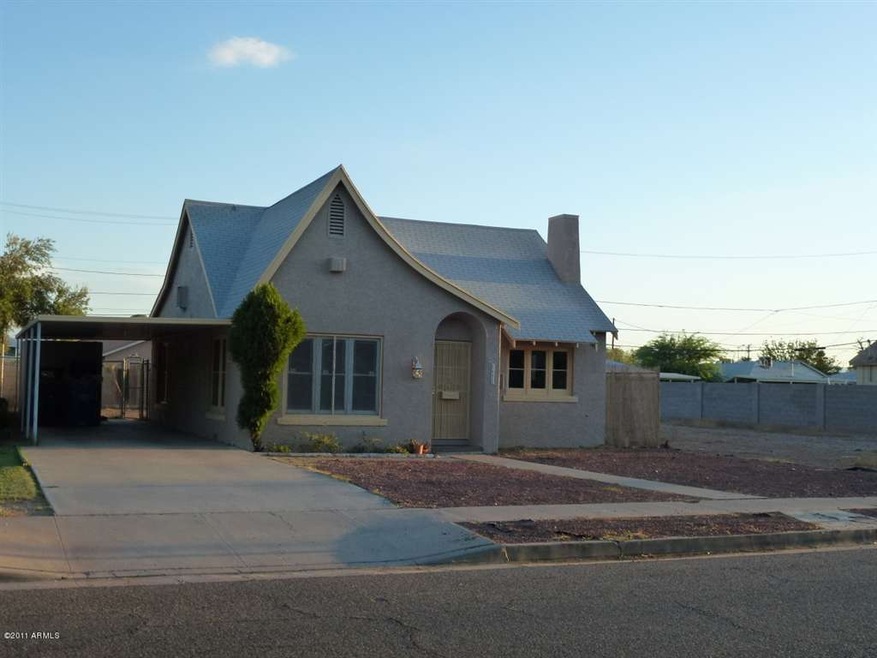 front / carport