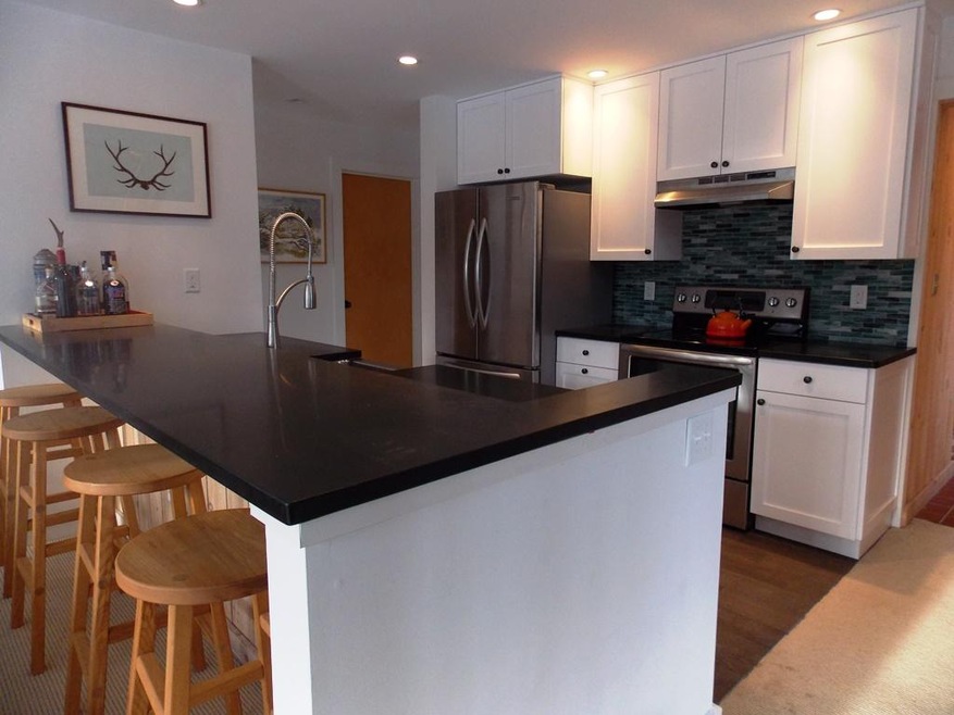 13 Nearing Rd, Winhall, VT 05340 - photo 1