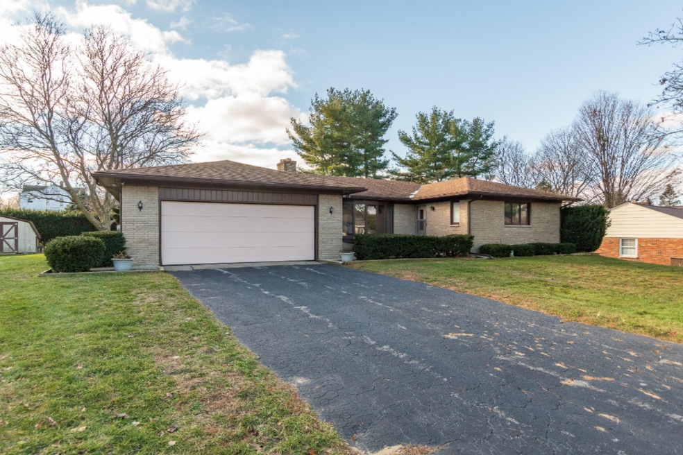 6075 Old Post Rd-1