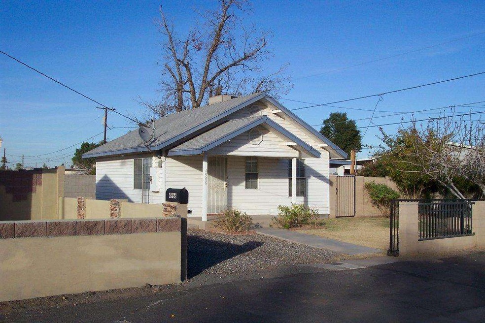 4966 W Cavalier Dr, Glendale, AZ 85301 - photo 1