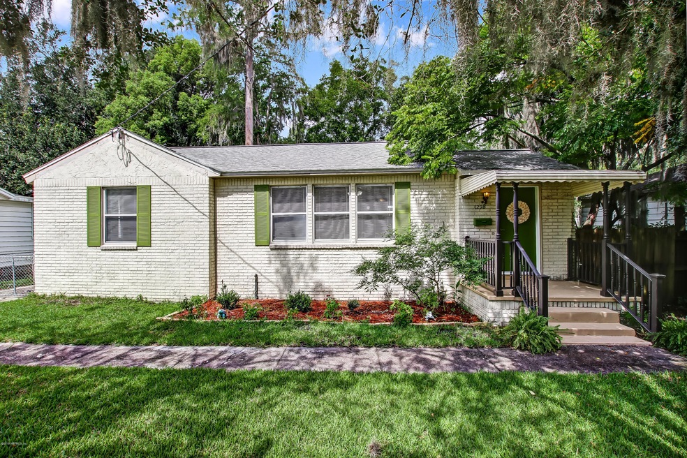 1298 Macarthur St, Jacksonville, FL 32205 - photo 1