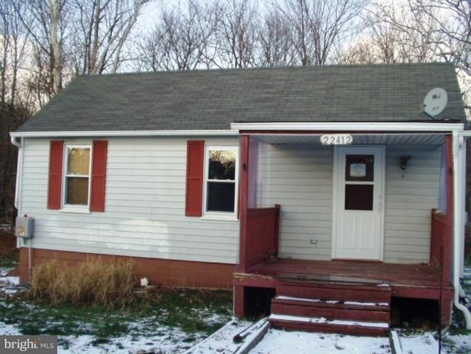 22412 Gander Ln, Cavetown, MD 21720 - photo 1