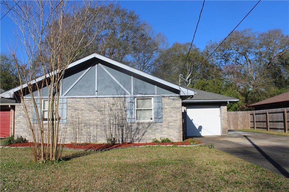 3037 College St, Slidell, LA 70458 - photo 1