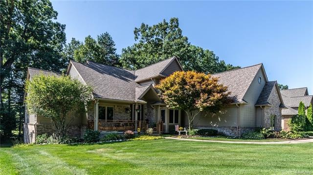 2302 SANDLEWOOD