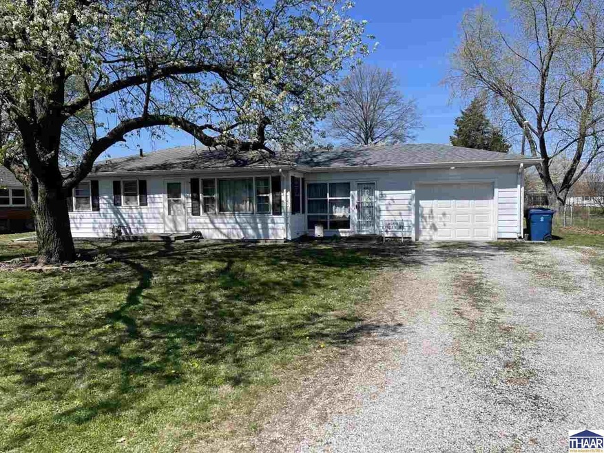 3608 Linden St, Terre Haute, IN 47804 - photo 1