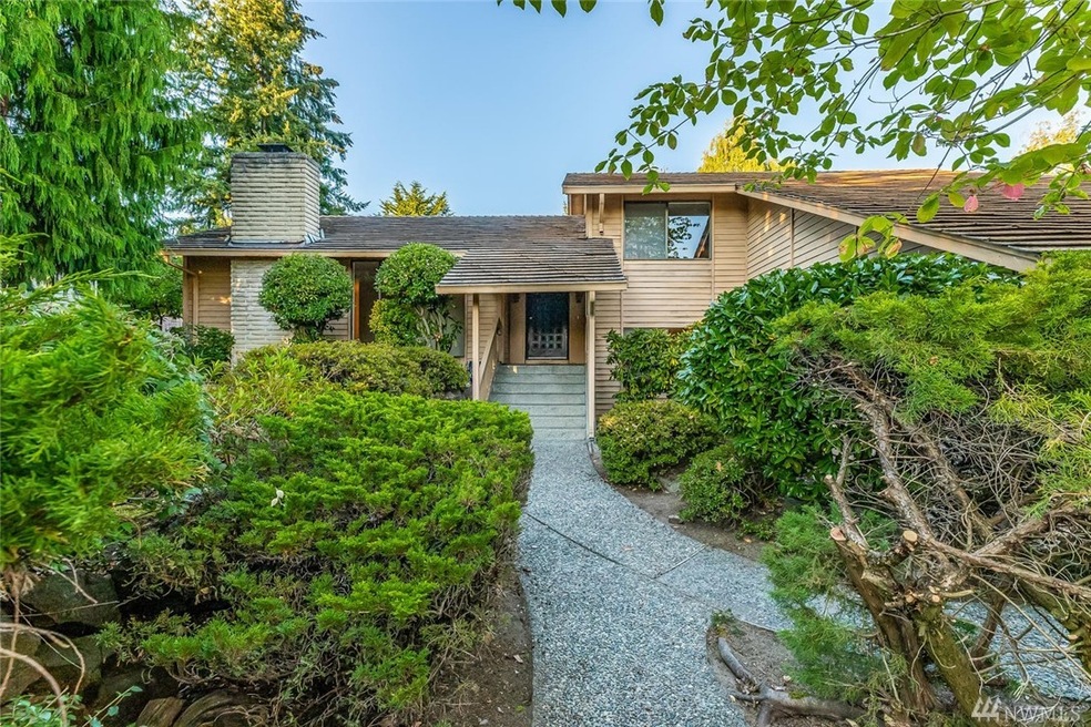 8460 SE 72nd Place, Mercer Island, WA 98040 - photo 1