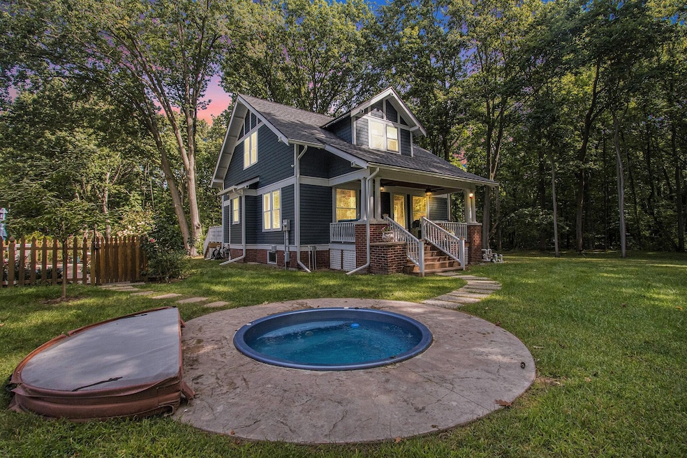 Under Contract $989,000