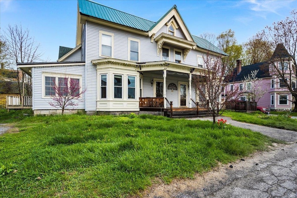 23 Pleasant St, Hillsborough, NH 03244 - photo 1